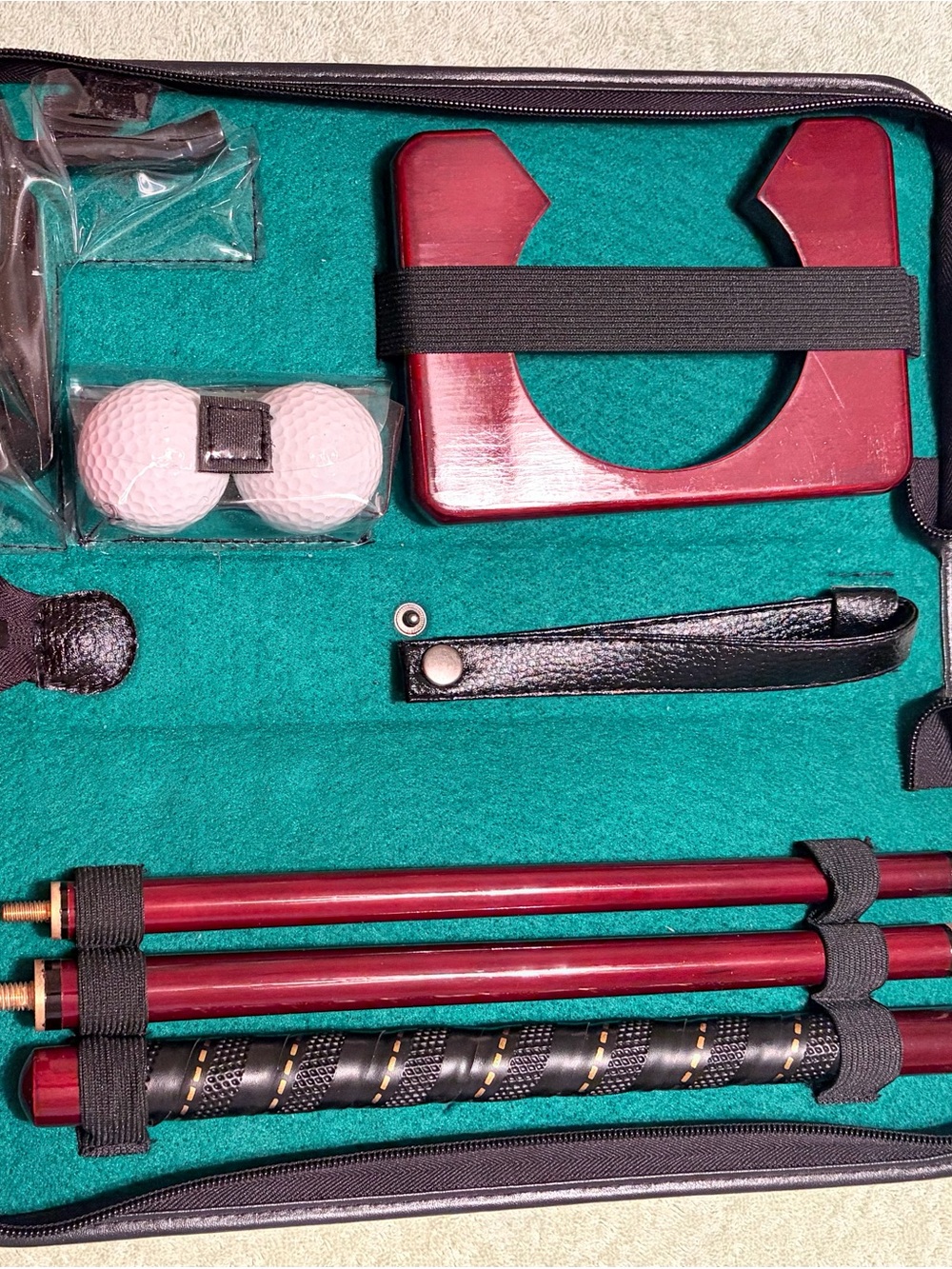 Portable Golf Putting Practice Set Travel Putter Kit w Carry Case